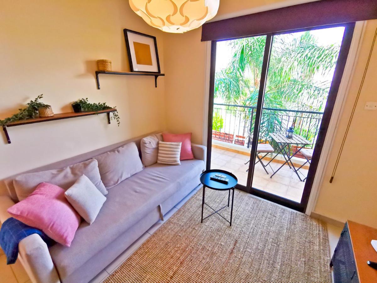 בורוקליני Sunny Pool Apartment מראה חיצוני תמונה