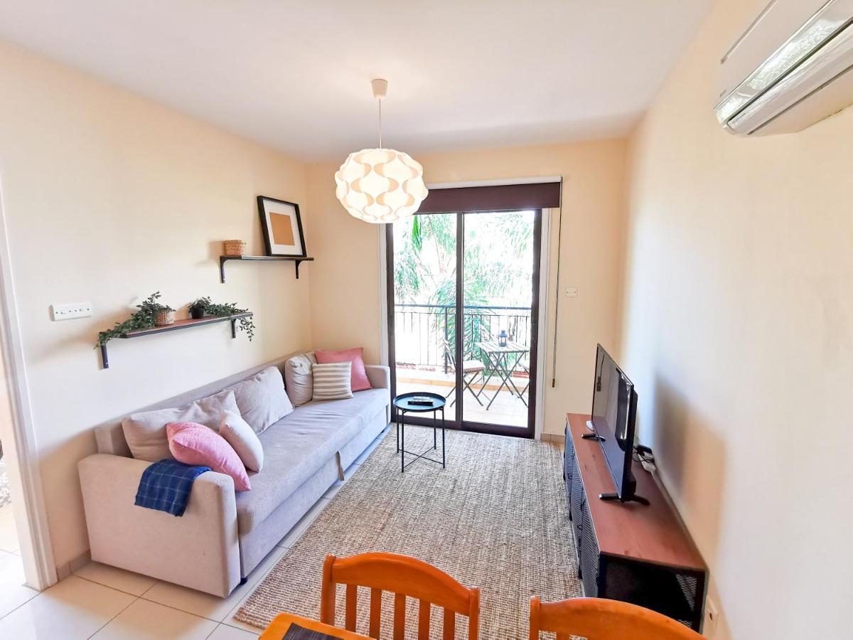 בורוקליני Sunny Pool Apartment מראה חיצוני תמונה