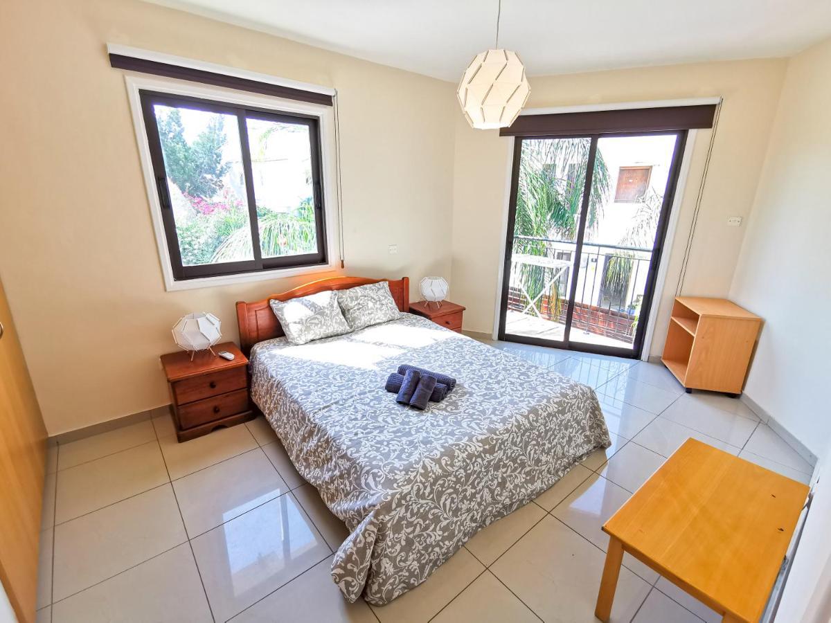 בורוקליני Sunny Pool Apartment מראה חיצוני תמונה