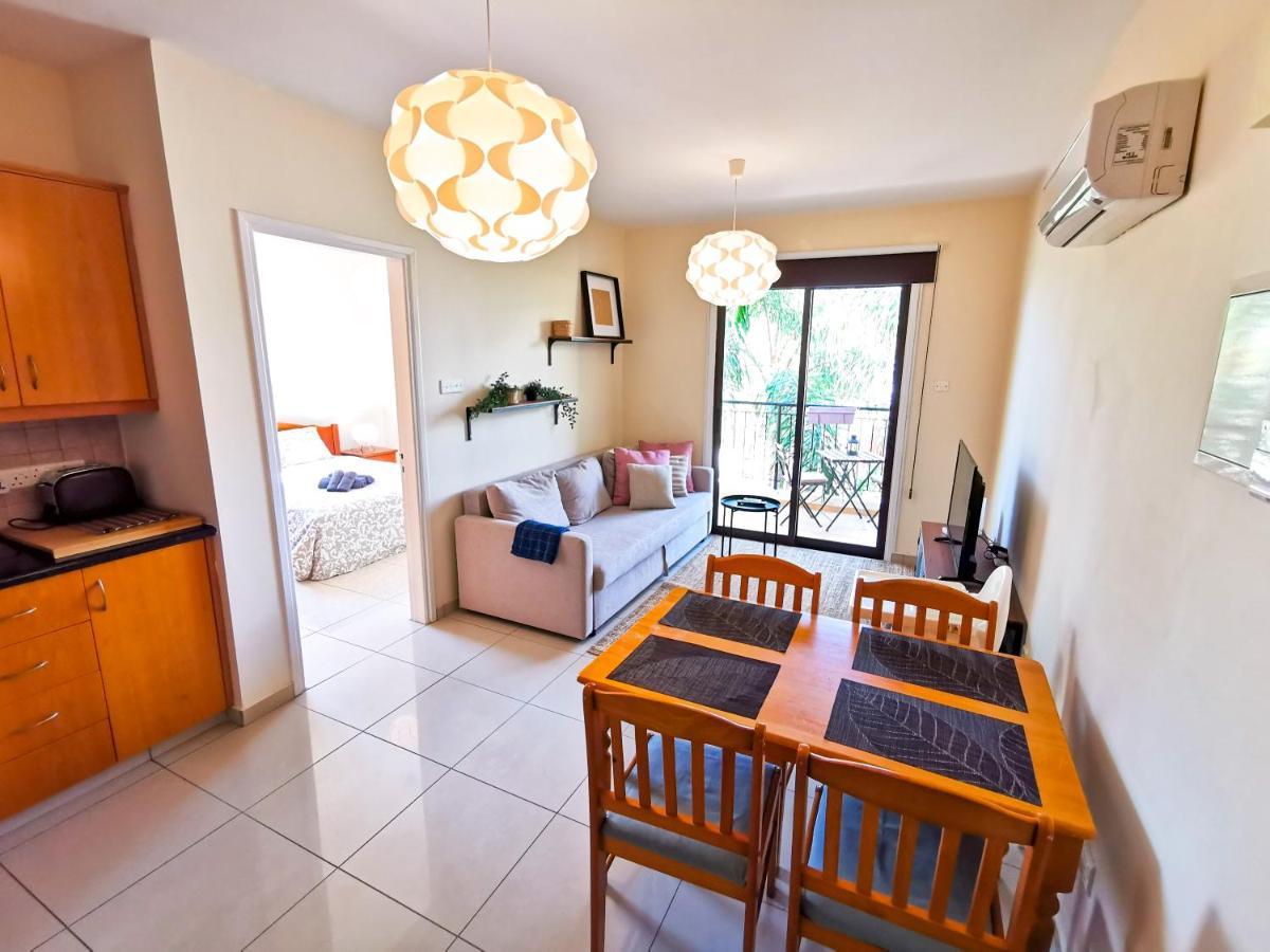בורוקליני Sunny Pool Apartment מראה חיצוני תמונה